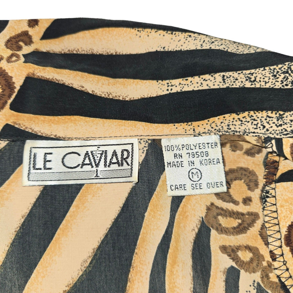 Vintage Le Caviar Womens Medium Blouse Animal Print Short Sleeve Slinky Flowy - Picture 2 of 11